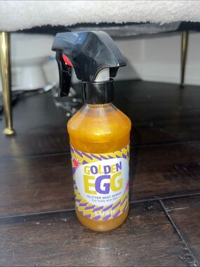 LUSH Golden Egg Glitter Mist Spray – Shimmery Gold new !! Sealed
